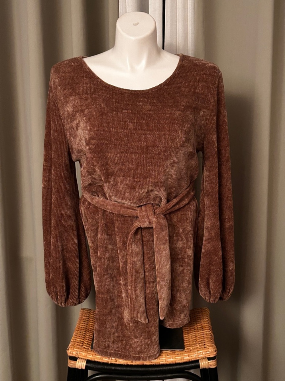 Selfie Leslie Gold Velvet Yarn Knit Dress Size M NWOT